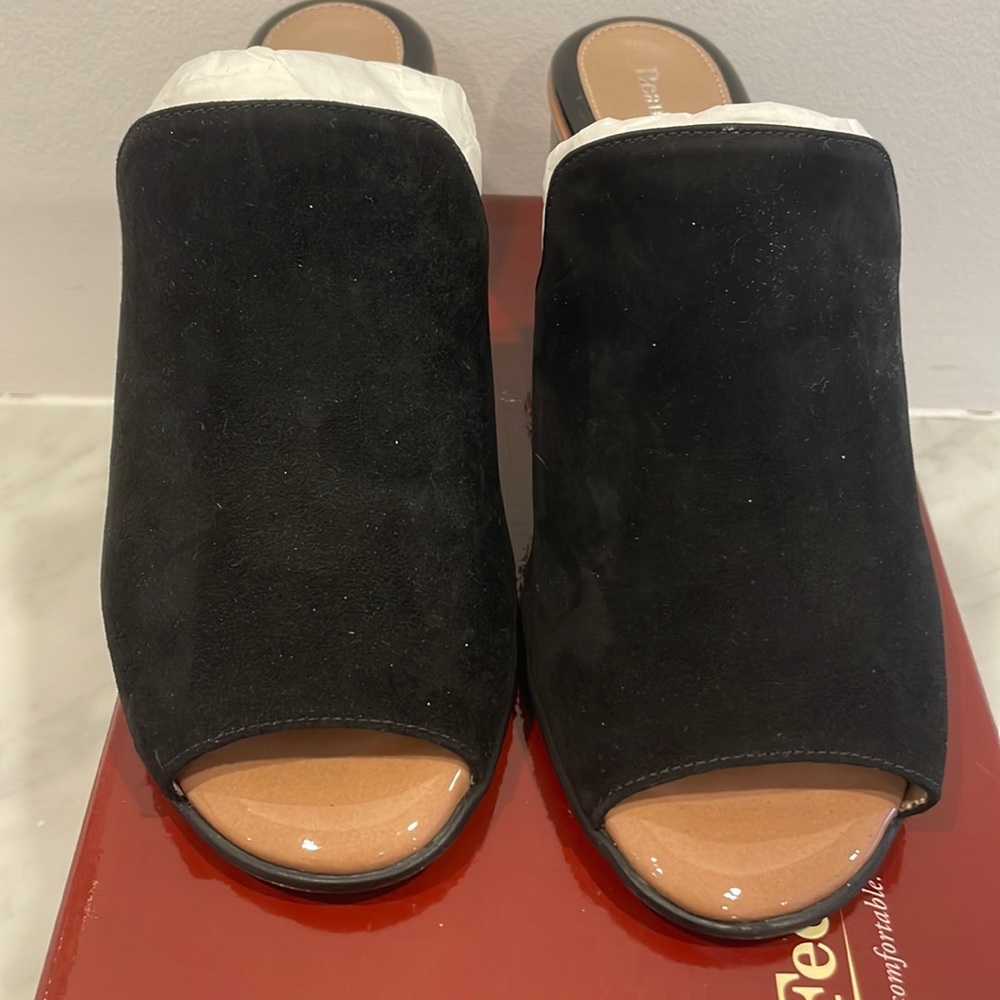BeautiFeel suede mules - new in box